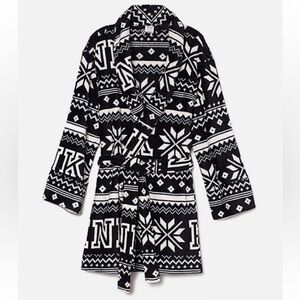 Victoria’s Secret Pink Plush Fleece Robe Black and White Logo with Waist Tie